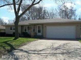 731 E University St, Owatonna, MN 55060