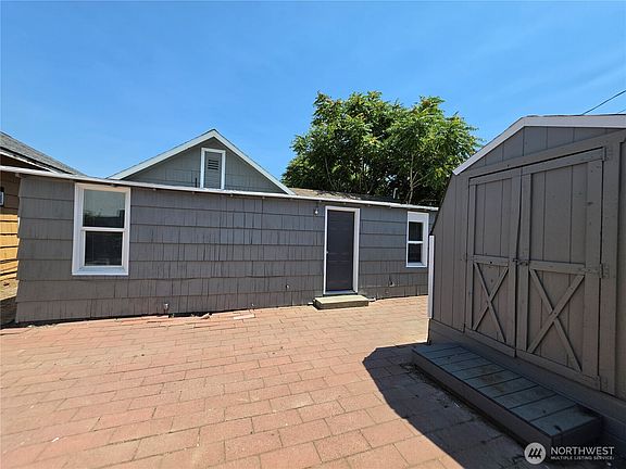 5th image of 2436 Chatham Hill Drive