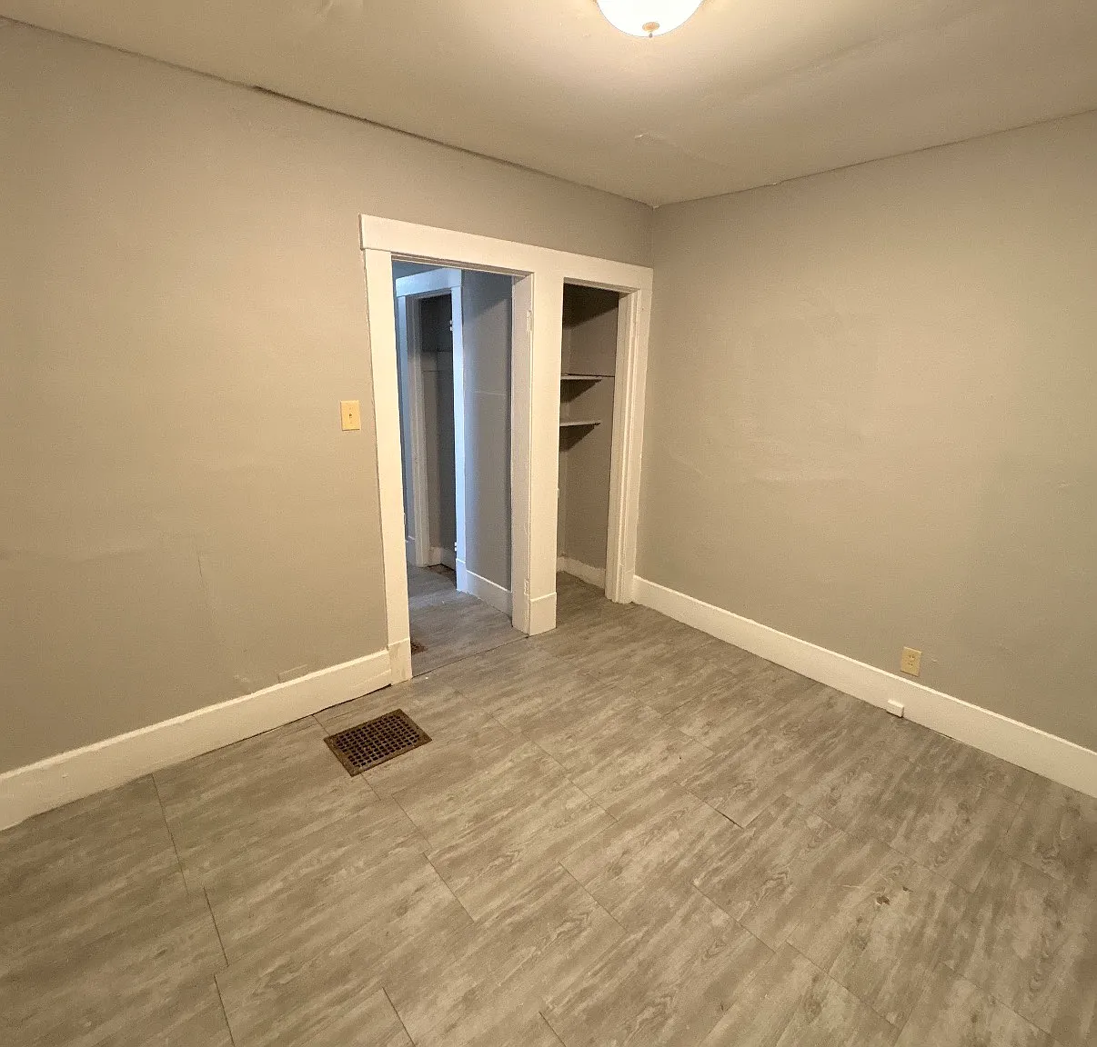 2 bed, 754 sqft, $900 — Photo 3