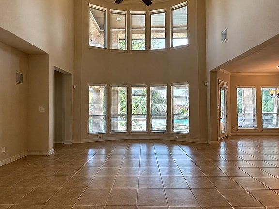 5th image of 5423 Lachlan Springs Ln