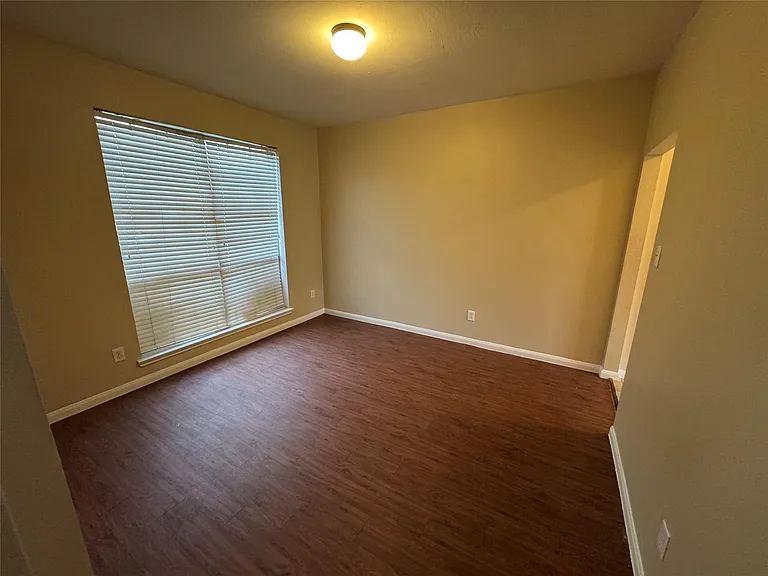 4018 Longway Estates Ct — Photo 7