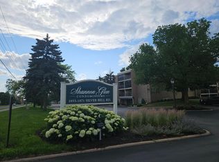 1855 Silver Bell Rd APT 301, Eagan, MN 55122