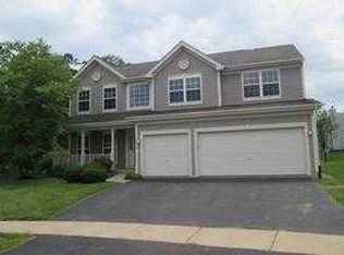 1949 Bluff Ct, Round Lake, IL 60073