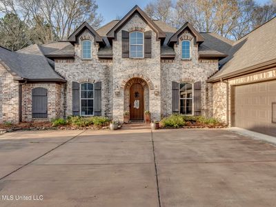 811 Osagian Cir, Brandon, MS, 39042
