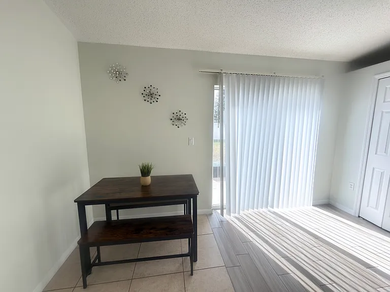 730 Garberia Dr — Photo 21
