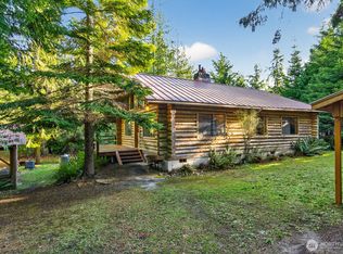2103 Sherwood Forest Ln, Camano Island, WA 98282