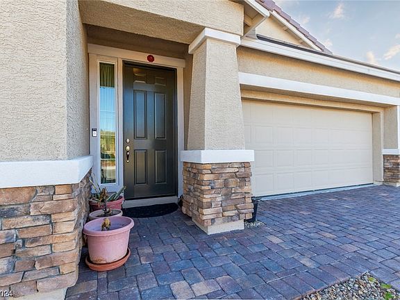 3rd image of 63 Gosia Grove Ave