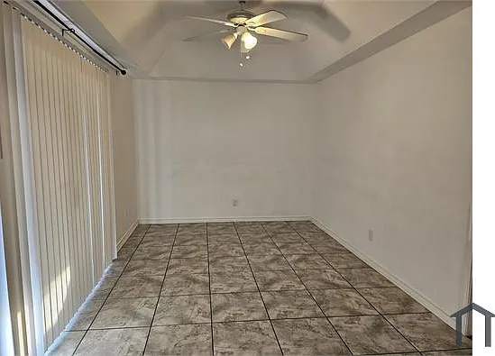 3 bed, 1615 sqft, $2,100 — Photo 4
