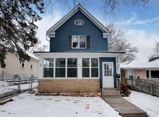 1071 Wilson Ave, Saint Paul, MN 55106