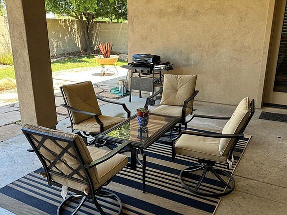 3rd image of 3158 E SIERRA MADRE Avenue