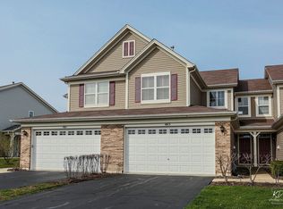 463 Dancer Ln, Oswego, IL 60543