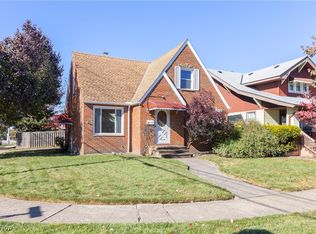 6168 Manchester Rd, Parma, OH 44129