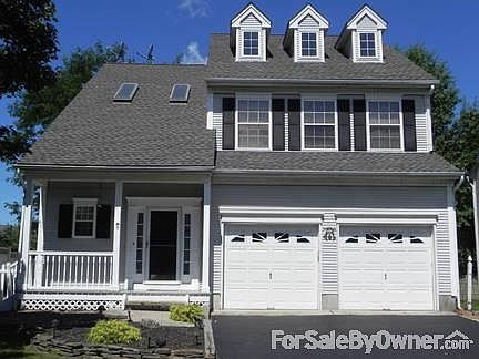 Beautiful Home
						:
						Front
