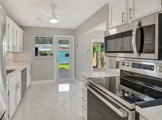 320 NW 51st Ct, Oakland Park, FL 33309
