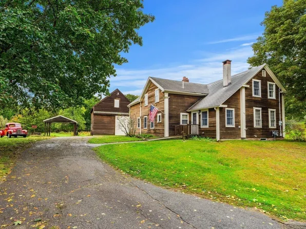 55 Garrison St, Groveland, MA 01834