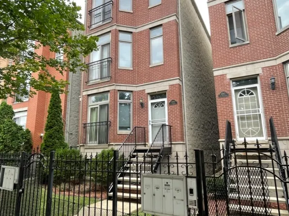 4244 S Vincennes Ave APT 3, Chicago, IL 60653