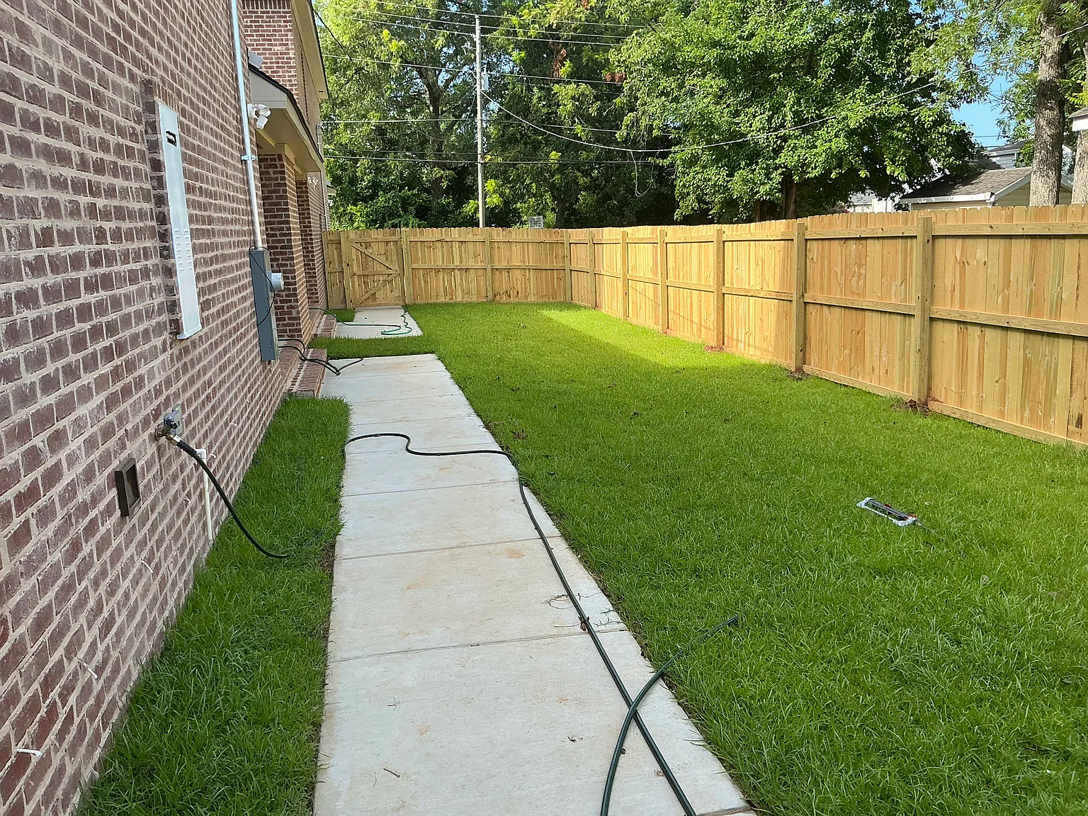 4 bed, 4.5 bath, 2160 sqft, $3,600 — Photo 3
