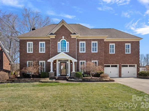 15910 Northstone Dr, Huntersville, NC 28078