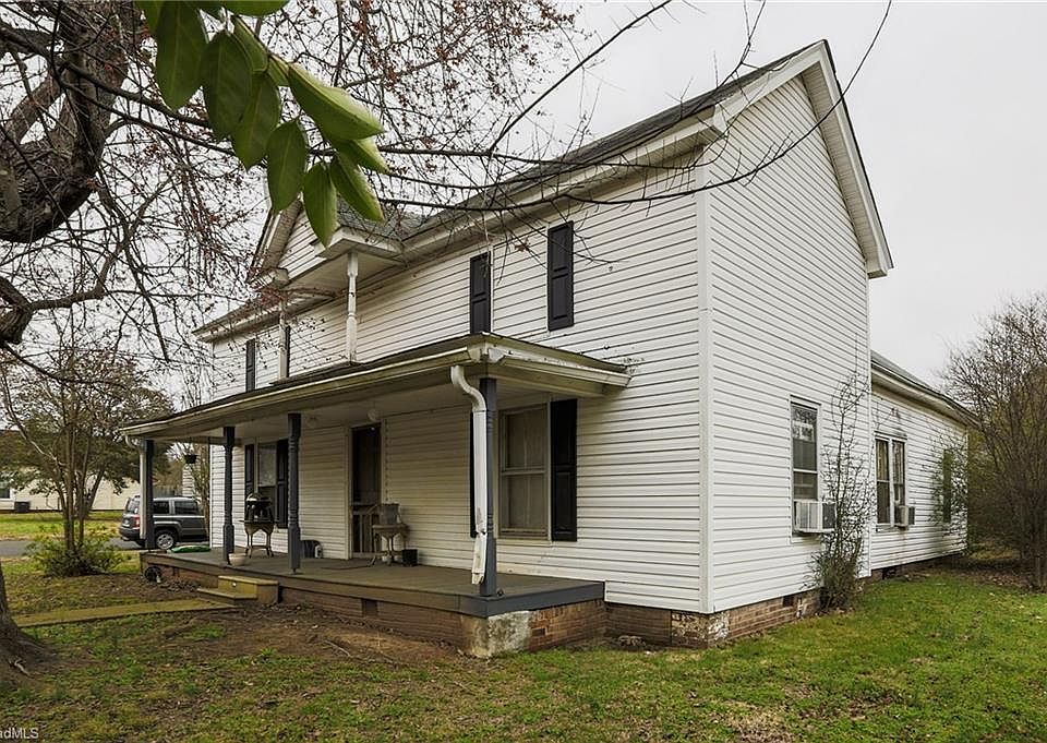 2nd image of 302 Irma Ave