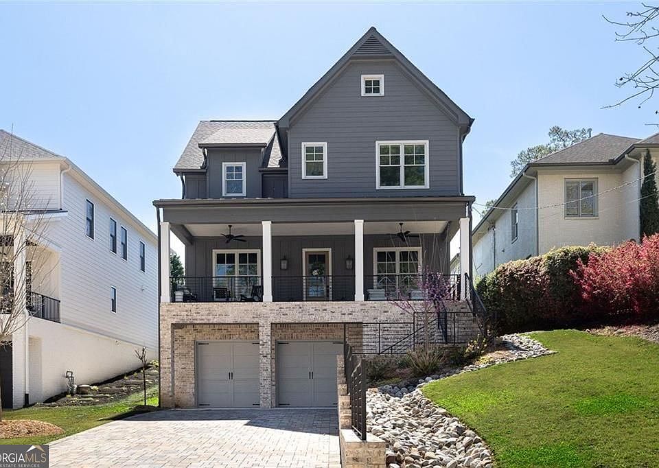 1st image of 1329 Sylvan Cir NE