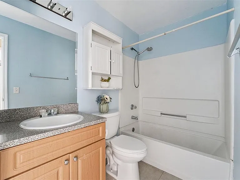 3651 N Goldenrod Rd #110 — Photo 17