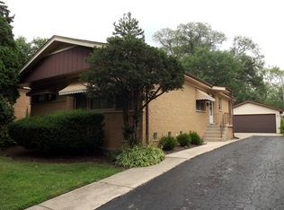 18517 Palmer Ave, Homewood, IL 60430