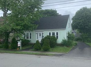 29 13th St, Bangor, ME 04401