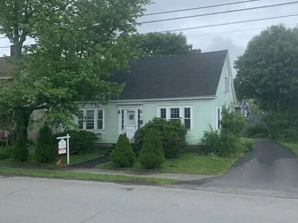 29 13th Street, Bangor, ME 04401