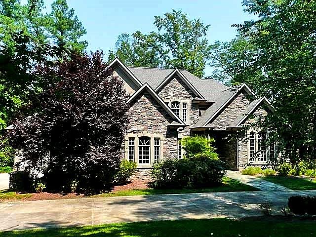 1st image of 302 Mossycup Oak Ct