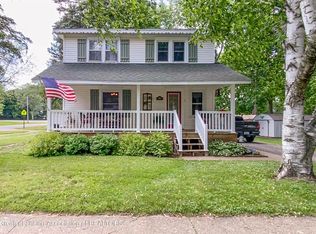 1869 Chestnut St, Holt, MI 48842