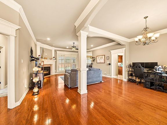 5th image of 9717 Wild Mountain Dr