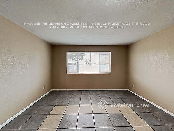 4th image of 3556 W Seldon Ln