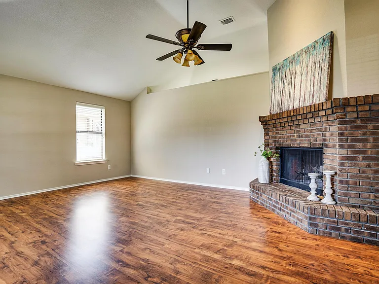 626 Cribbs Dr — Photo 21