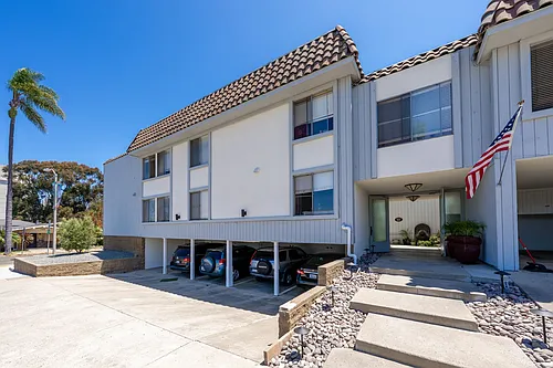 University Crest Apartments | Hillcrest/Mission Hills Modern Living Photo 1