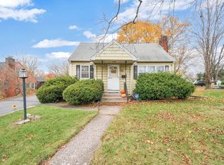 29 Bretton Rd, Manchester, CT 06042