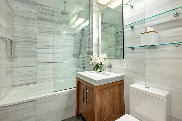 Sold by LG Fairmont Group | media 15