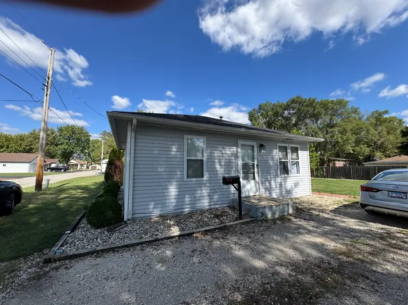 215 S Virginia St, Coal City, IL 60416