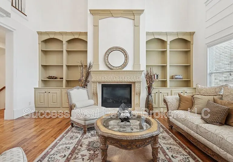 343 Summer Garden Dr — Photo 13