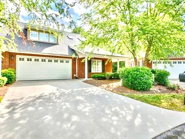 10943 Woodford Bend Way — Photo 8