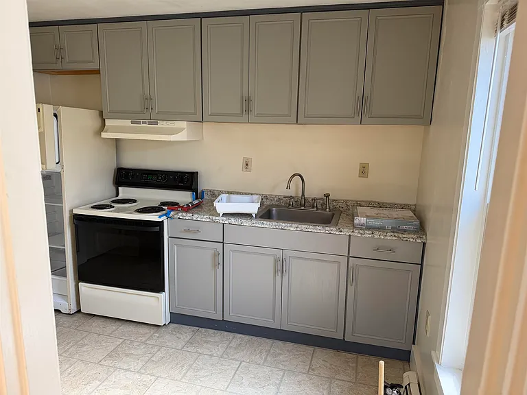 126 Sullivan St #B — Photo 13