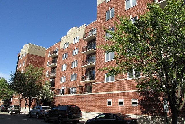 1st image of 3303 S Grove Ave #605