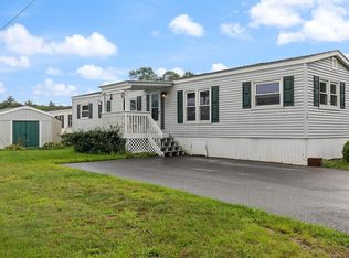 7R Arrow Dr, Salem, NH 03079