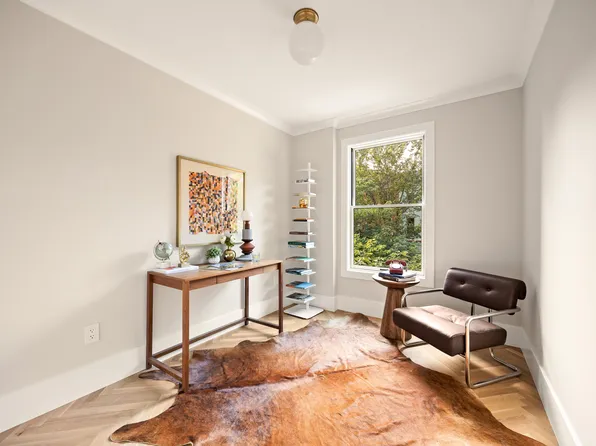 95 Monroe Street image 13 of 20