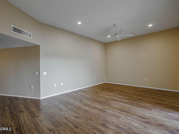 4th image of 16640 N Boswell Blvd