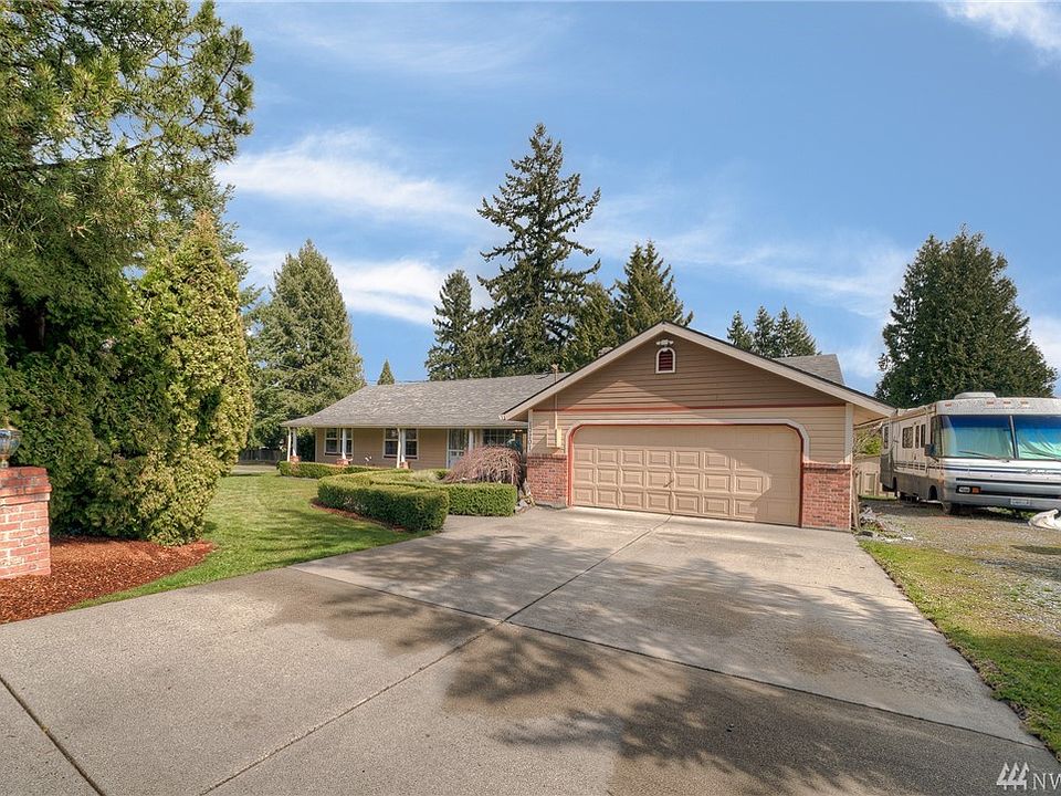 1st image of 10201 74th Ave E