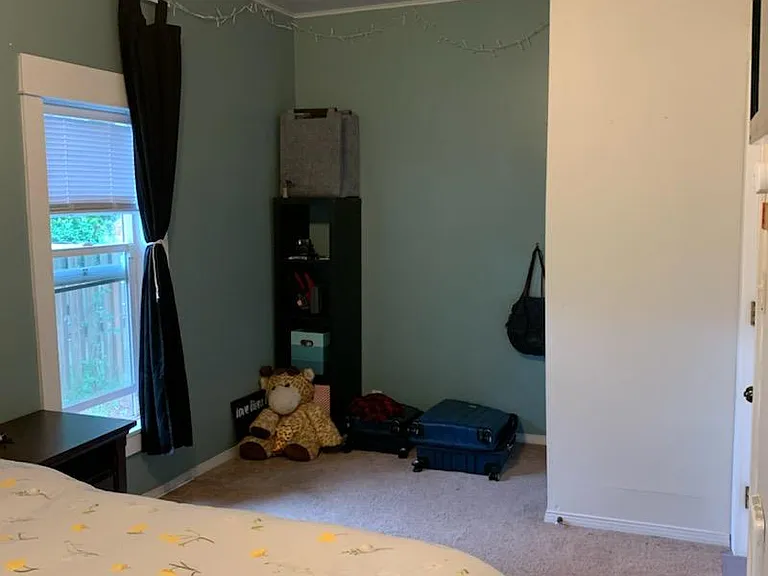 1560 SE Oak St — Photo 6