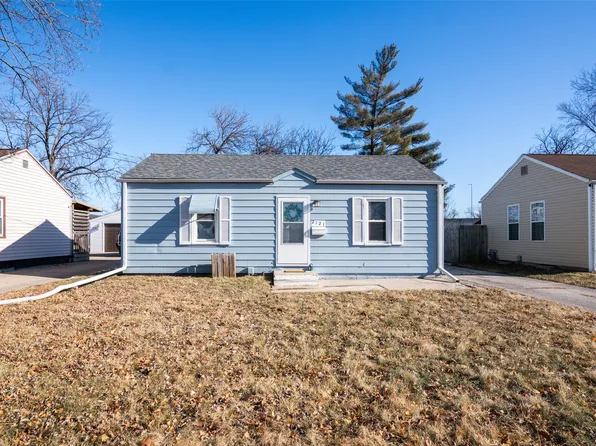 2121 E 21st St, Des Moines, IA 50317