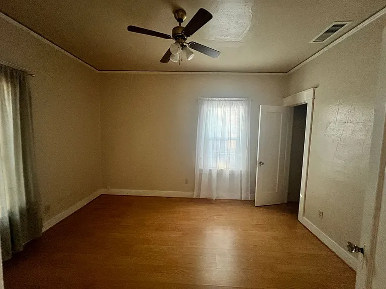 314 S Arroyo Seco St — Photo 11
