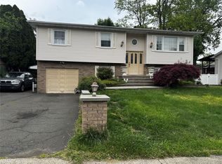 75 Picariello Drive, Haverstraw, NY 10927