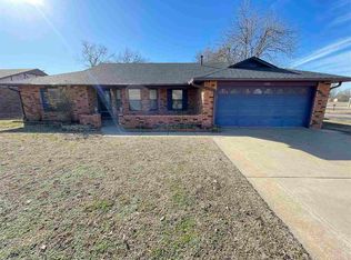 2408 Windsor Rd, Ponca City, OK 74601